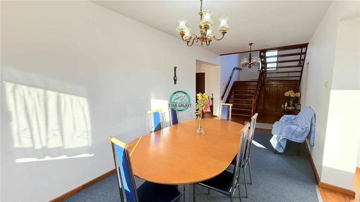 Casa de vanzare cu 4 camere, 4 bai, teren 1540mp - Sangeorgiu de Mures - foto 6