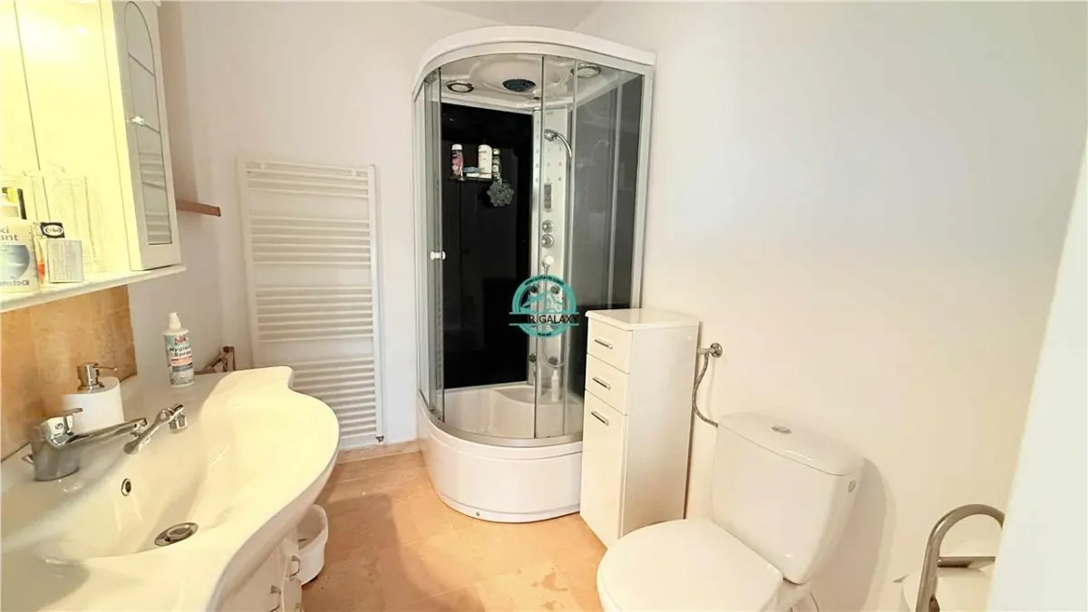 Casa de vanzare cu 4 camere, 4 bai, teren 1540mp - Sangeorgiu de Mures - foto 9