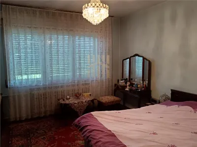 DE VANZARE VILA, CENTRAL, BÂRLAD - foto 19