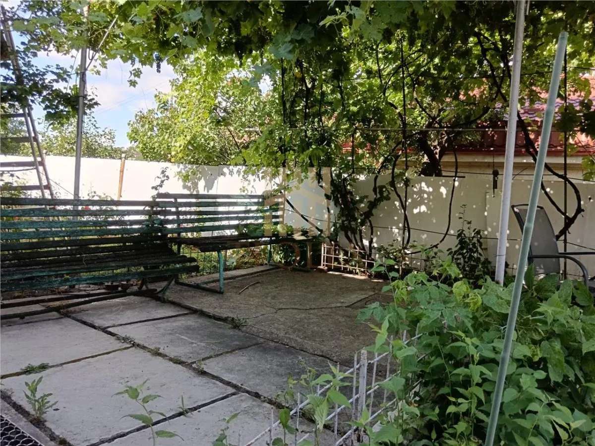 DE VANZARE VILA, CENTRAL, BÂRLAD - foto 21