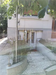 DE VANZARE VILA, CENTRAL, BÂRLAD - foto 4