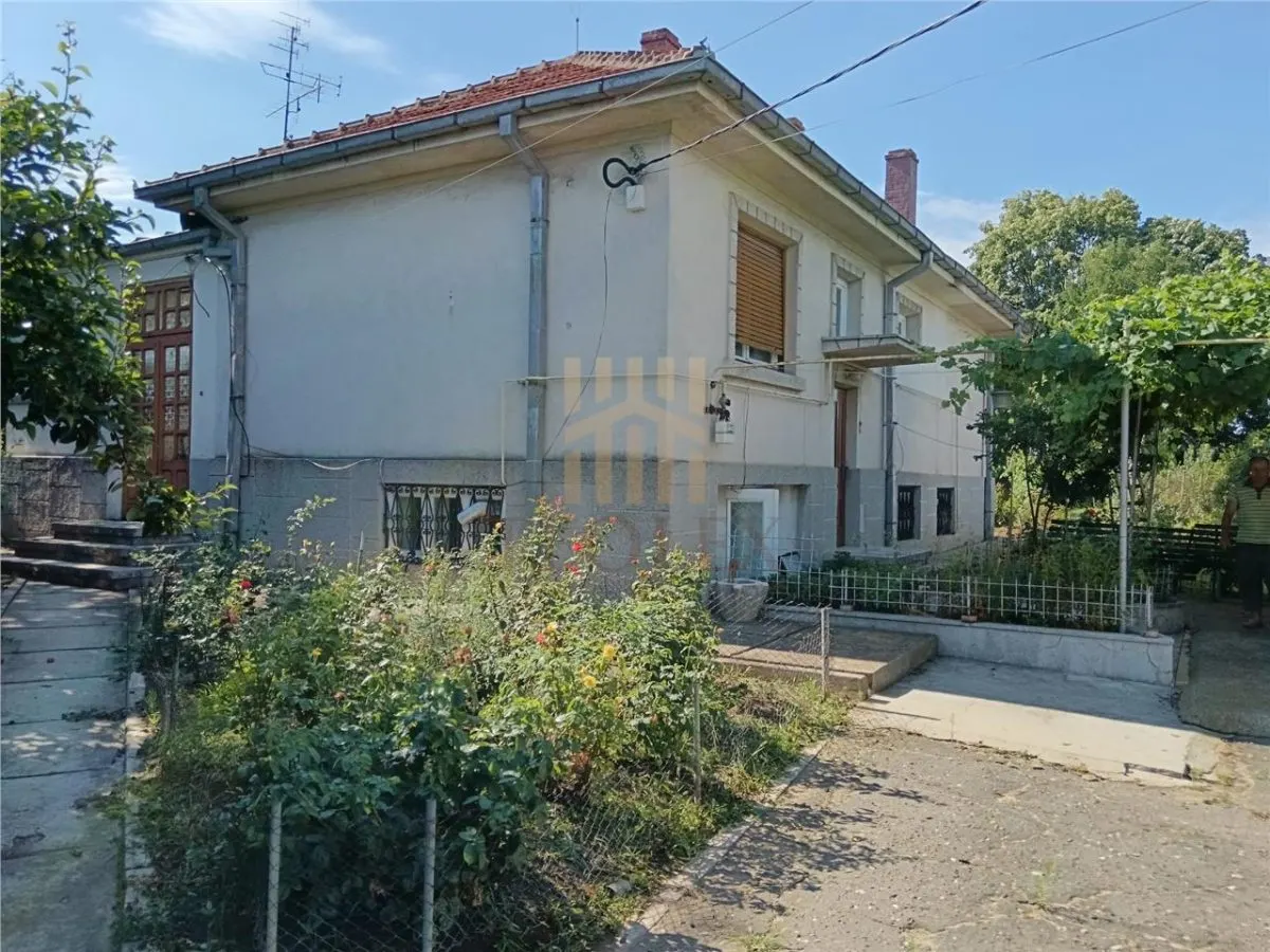 DE VANZARE VILA, CENTRAL, BÂRLAD - foto 6