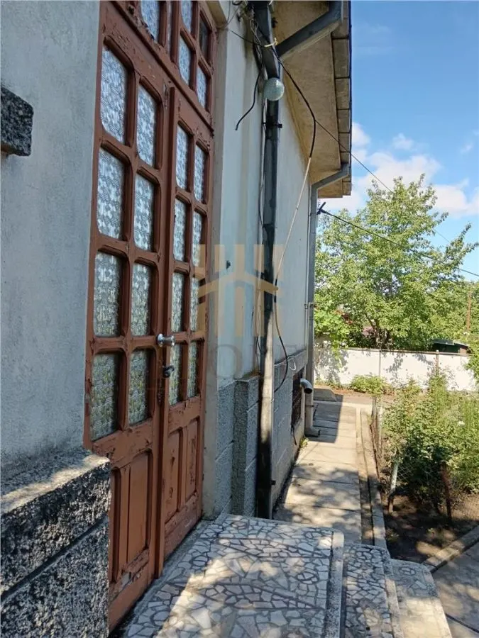 DE VANZARE VILA, CENTRAL, BÂRLAD - foto 9