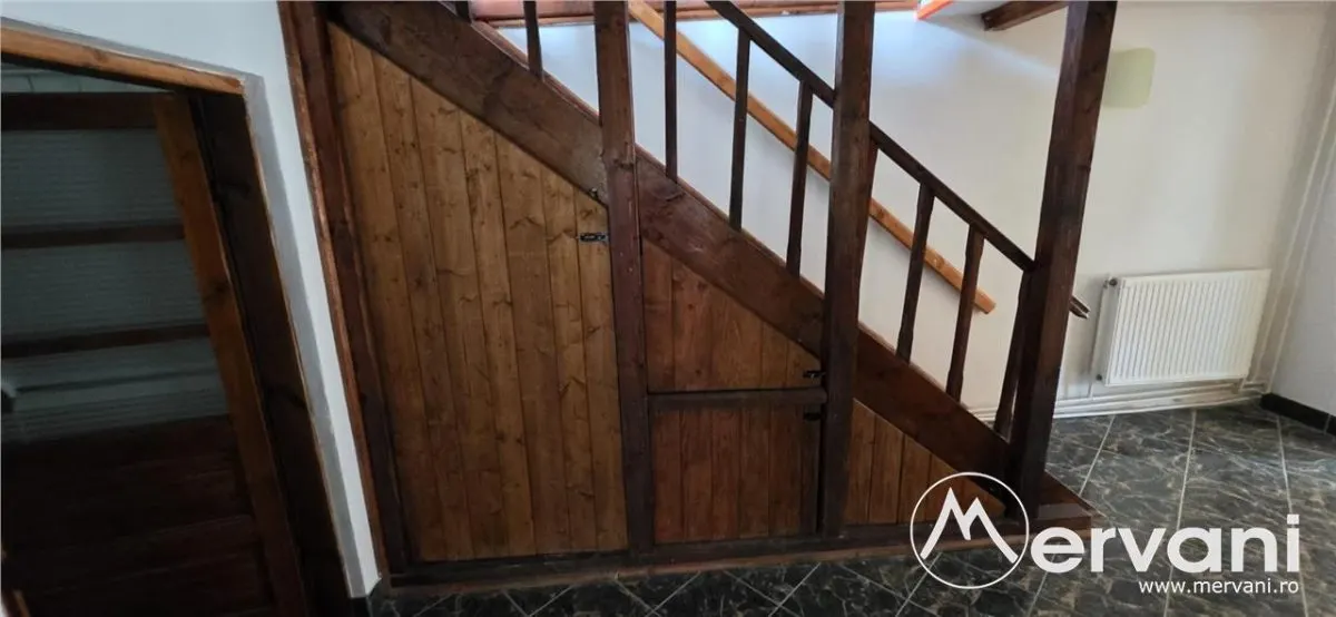 Vila cu 5 camere de vanzare in Busteni - foto 25