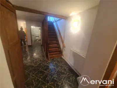 Vila cu 5 camere de vanzare in Busteni - foto 39