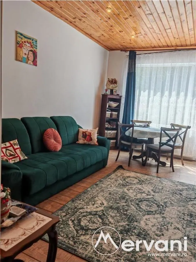 Apartament cu 4 camere de vanzare in Busteni - foto 1