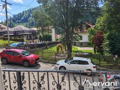 Apartament cu 4 camere de vanzare in Busteni - foto 18