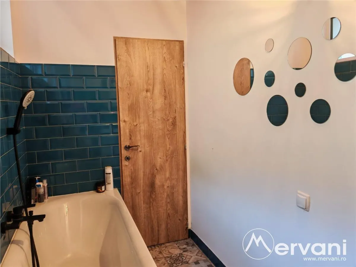 Apartament cu 4 camere de vanzare in Busteni - foto 22
