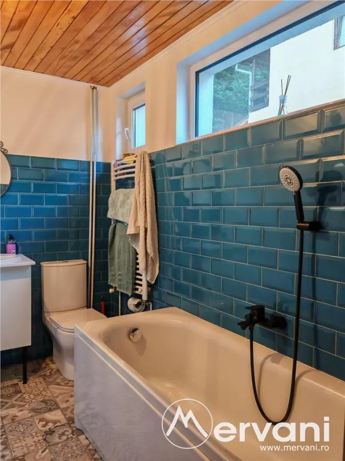 Apartament cu 4 camere de vanzare in Busteni - foto 23