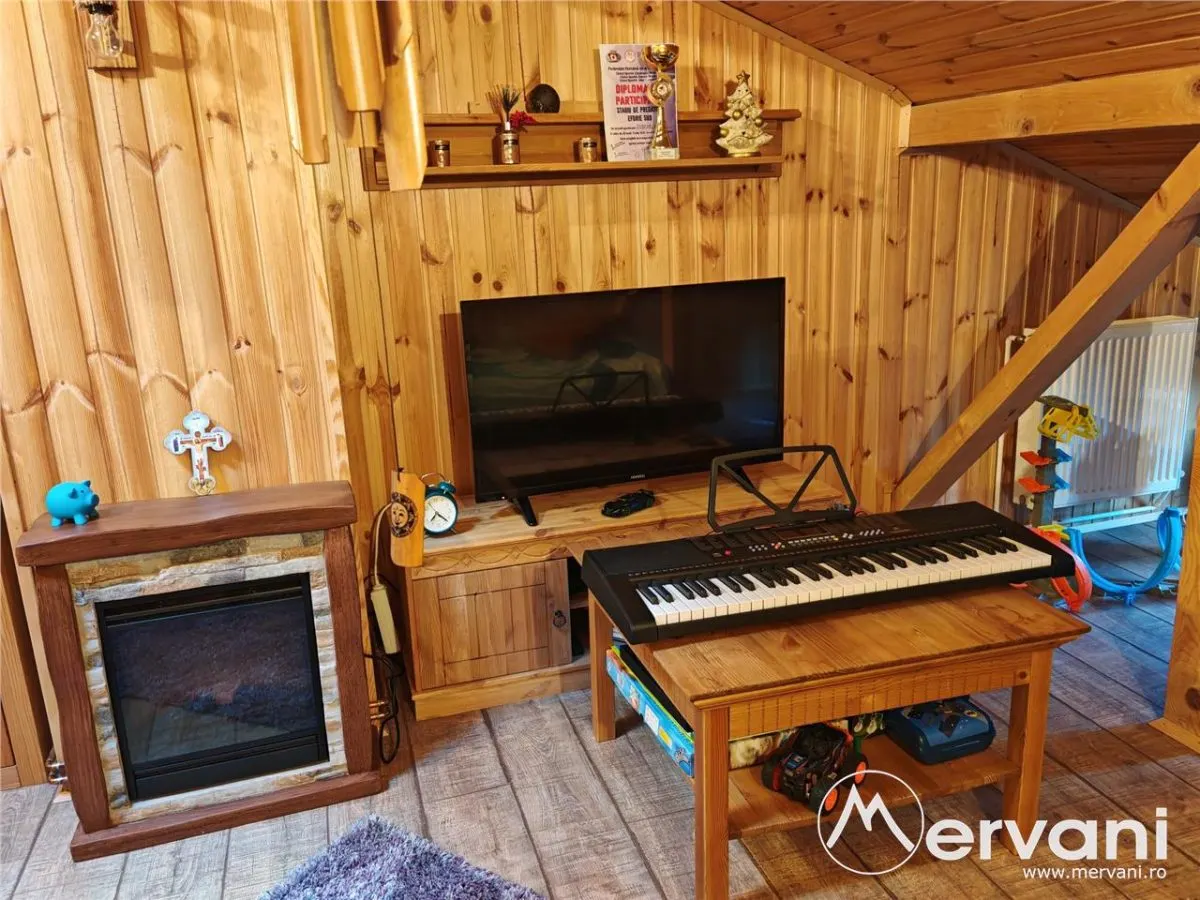 Apartament cu 4 camere de vanzare in Busteni - foto 25