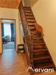 Apartament cu 4 camere de vanzare in Busteni - foto 37