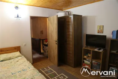 Apartament cu 4 camere de vanzare in Busteni - foto 45