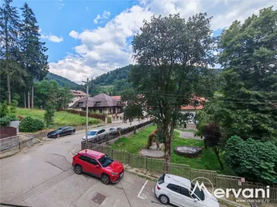 Apartament cu 4 camere de vanzare in Busteni - foto 51