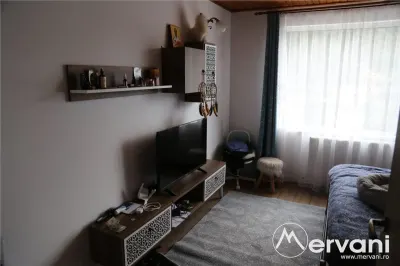Apartament cu 4 camere de vanzare in Busteni - foto 66