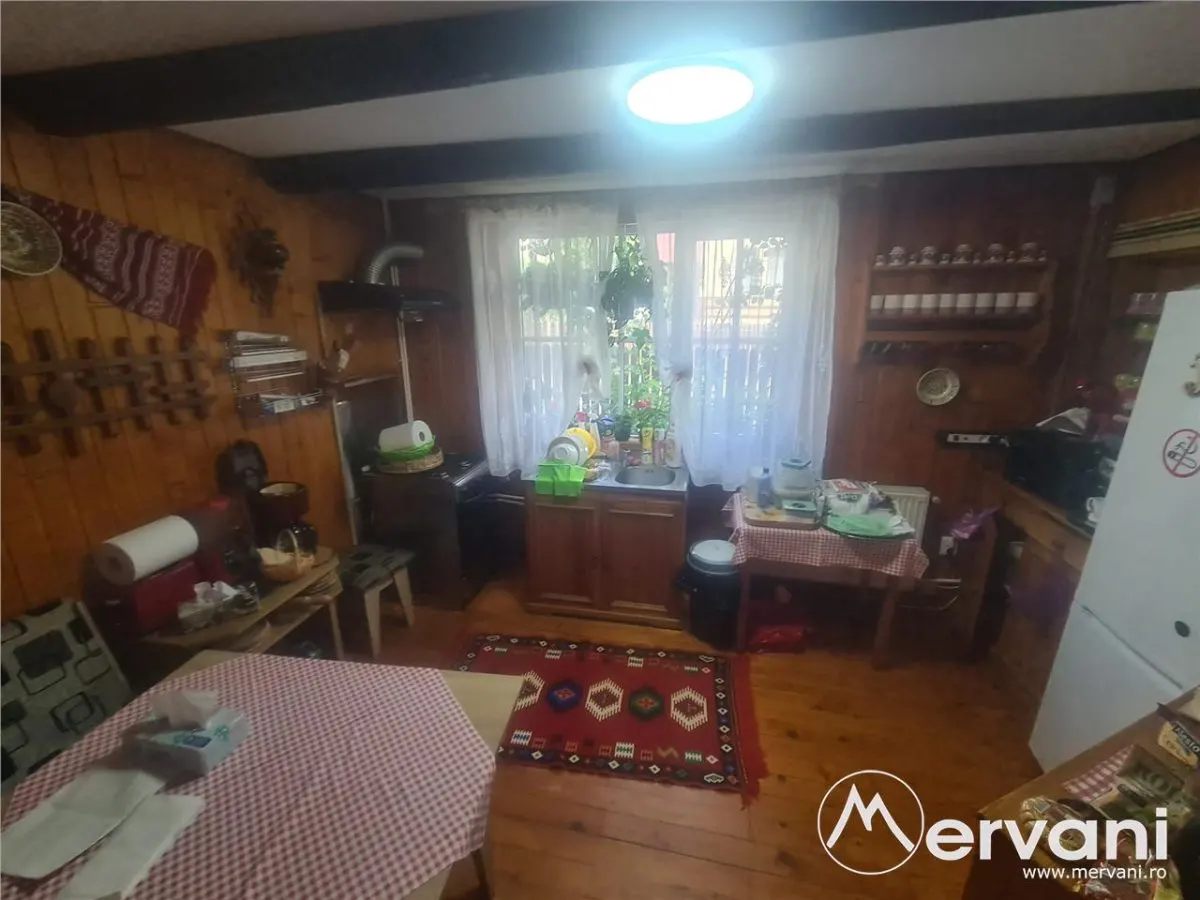 Vila de vacanta de vanzare in Busteni - Zona Zamora - foto 12