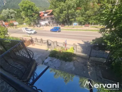 De vanzare Pensiune in Busteni, central - foto 4