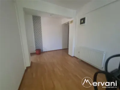 De vanzare Pensiune in Busteni, central - foto 33