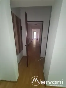 De vanzare Pensiune in Busteni, central - foto 45