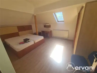 De vanzare Pensiune in Busteni, central - foto 72