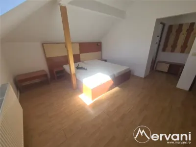 De vanzare Pensiune in Busteni, central - foto 78