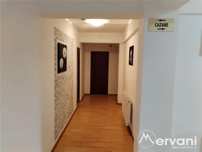 De vanzare Pensiune in Busteni, central - foto 91