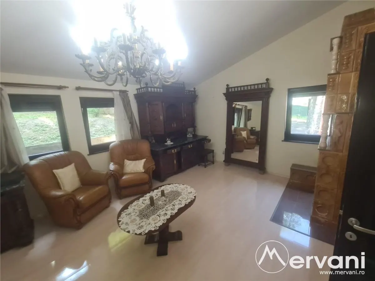 Vila de vanzare in Campina - Zona Lunca Mare - foto 16