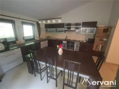Vila de vanzare in Campina - Zona Lunca Mare - foto 39
