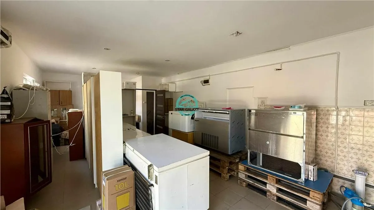 Vand casa cu 3 camere si 2 bai in zona centrala zona Casa de Pensii - foto 6