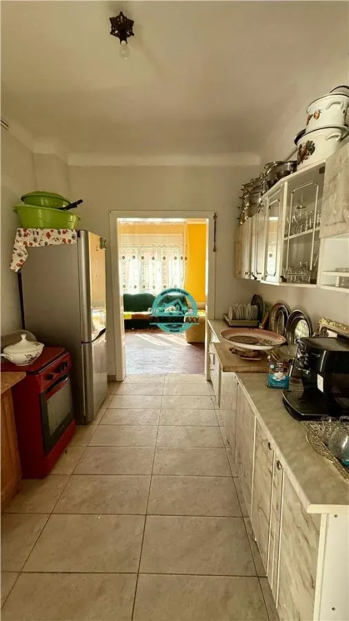 Vand casa cu 3 camere si 2 bai in zona centrala zona Casa de Pensii - foto 10