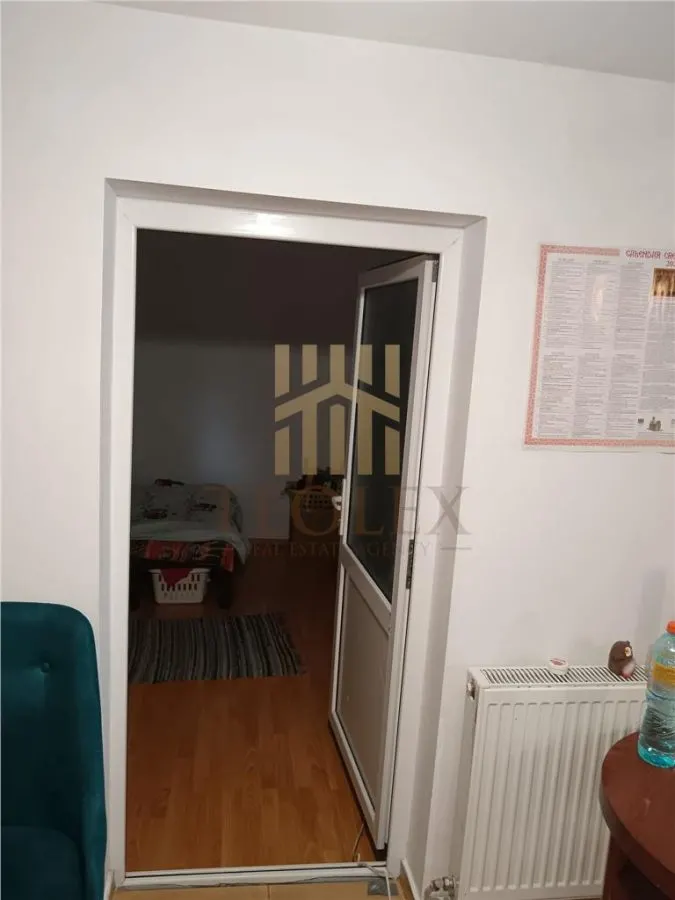 DE VANZARE CASA 3 CAMERE BARLAD - foto 9