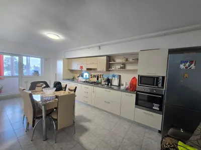 Apartament cu trei camere  constructie recenta - foto 2