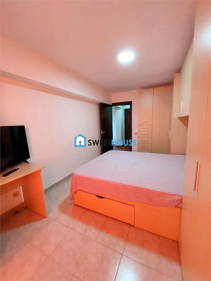 Apartament cu trei camere  constructie recenta - foto 3