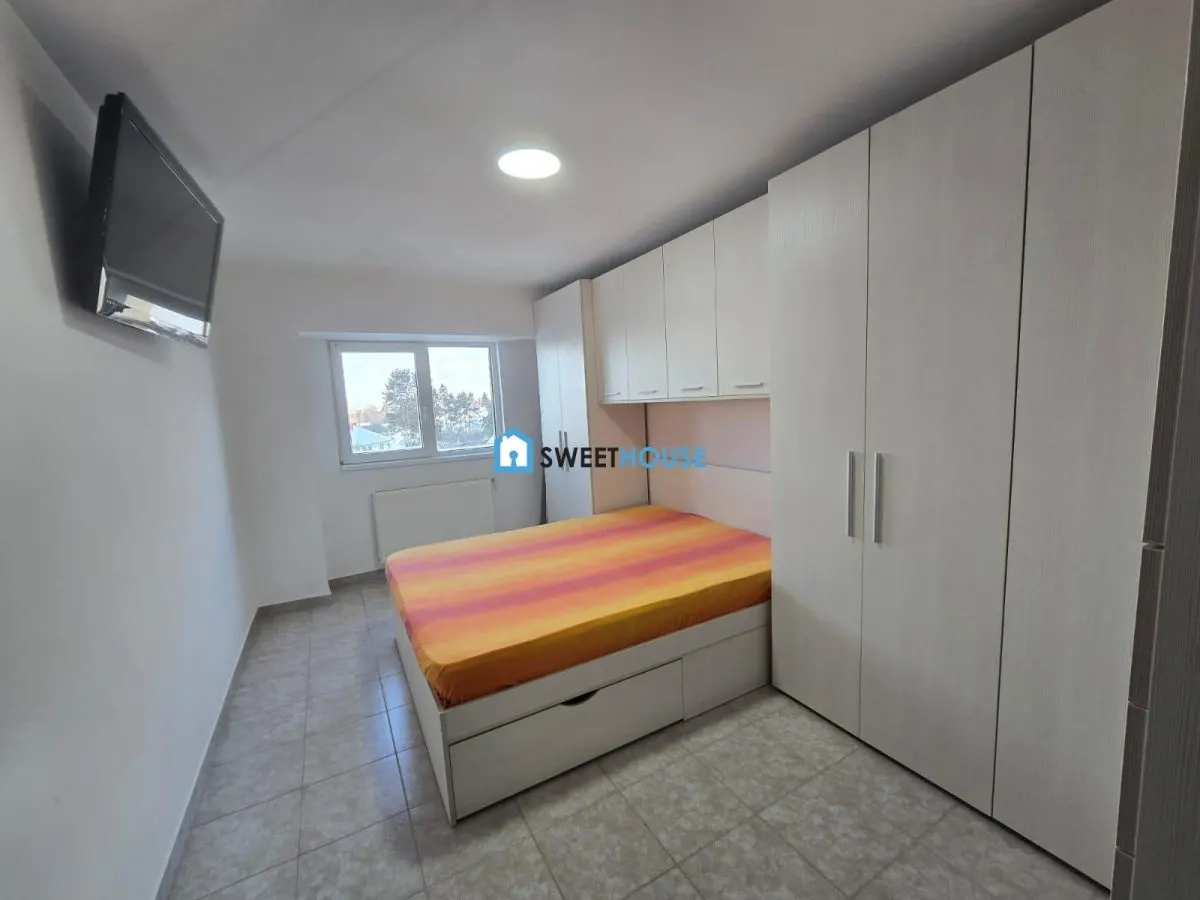 Apartament cu trei camere  constructie recenta - foto 6