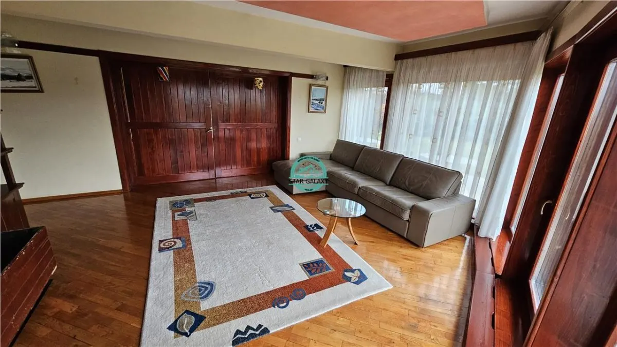 Vand casa de 380 mp, cu teren de 3500 mp in Sangeorgiu de Mures - foto 6