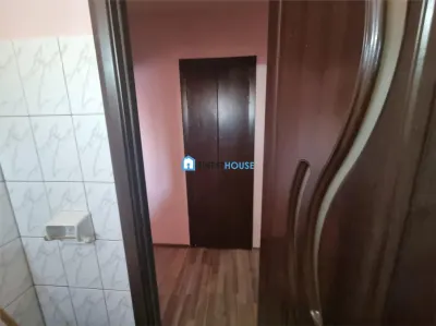Apartament cu 2 camere de vanzare central in Fagaras - foto 12