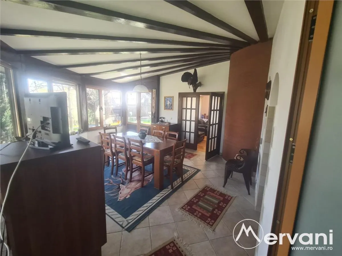 Vila cu 9 camere si cabana de vanzare in Breaza - foto 16