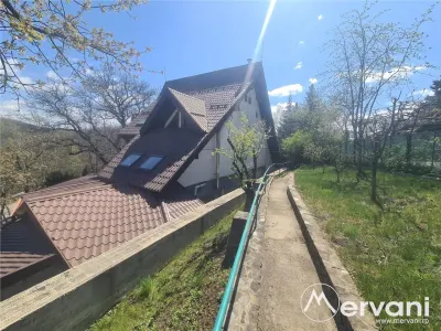 Vila cu 9 camere si cabana de vanzare in Breaza - foto 80