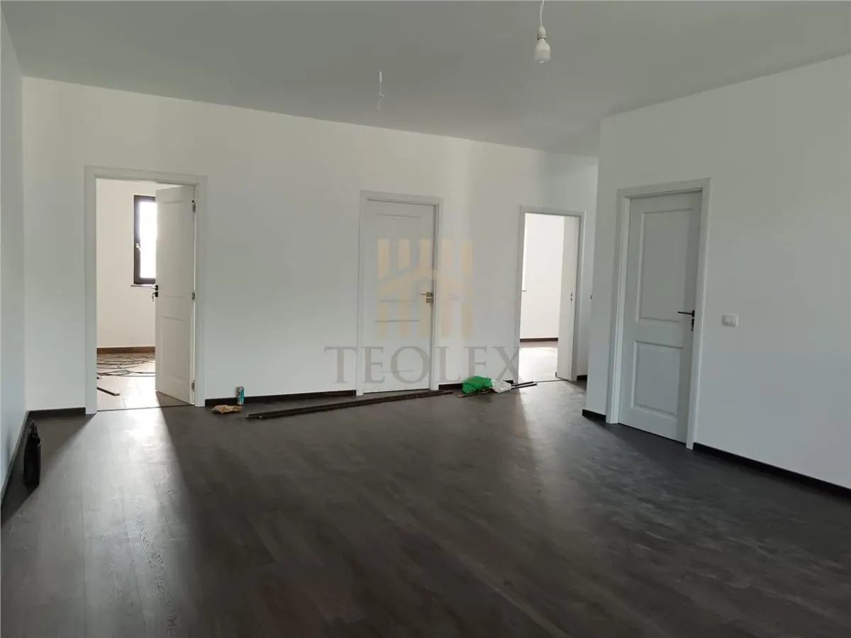 DE VANZARE CASA TIP VILA DEOSEBITA - foto 1