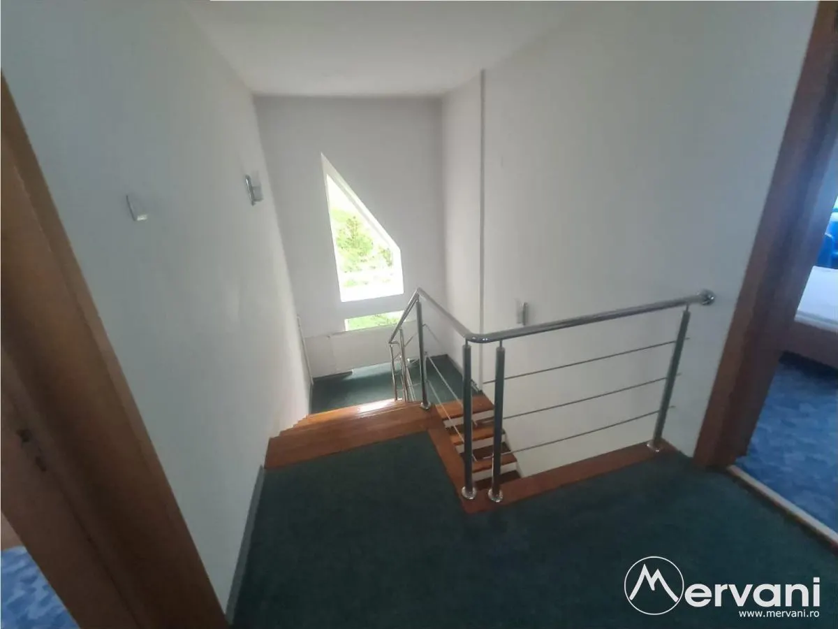 Complex turistic - Zona Piatra Arsa - foto 12