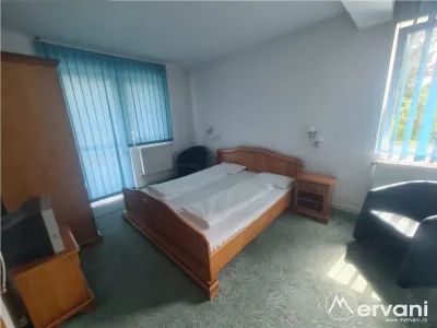 Complex turistic - Zona Piatra Arsa - foto 34
