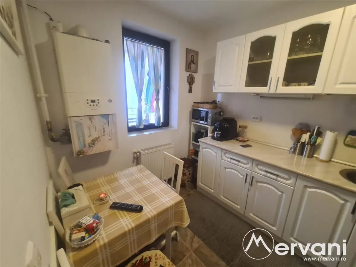 Apartament  de vanzare in Sinaia - Zona Colina Marei - foto 7