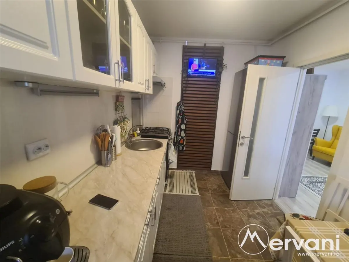 Apartament  de vanzare in Sinaia - Zona Colina Marei - foto 8