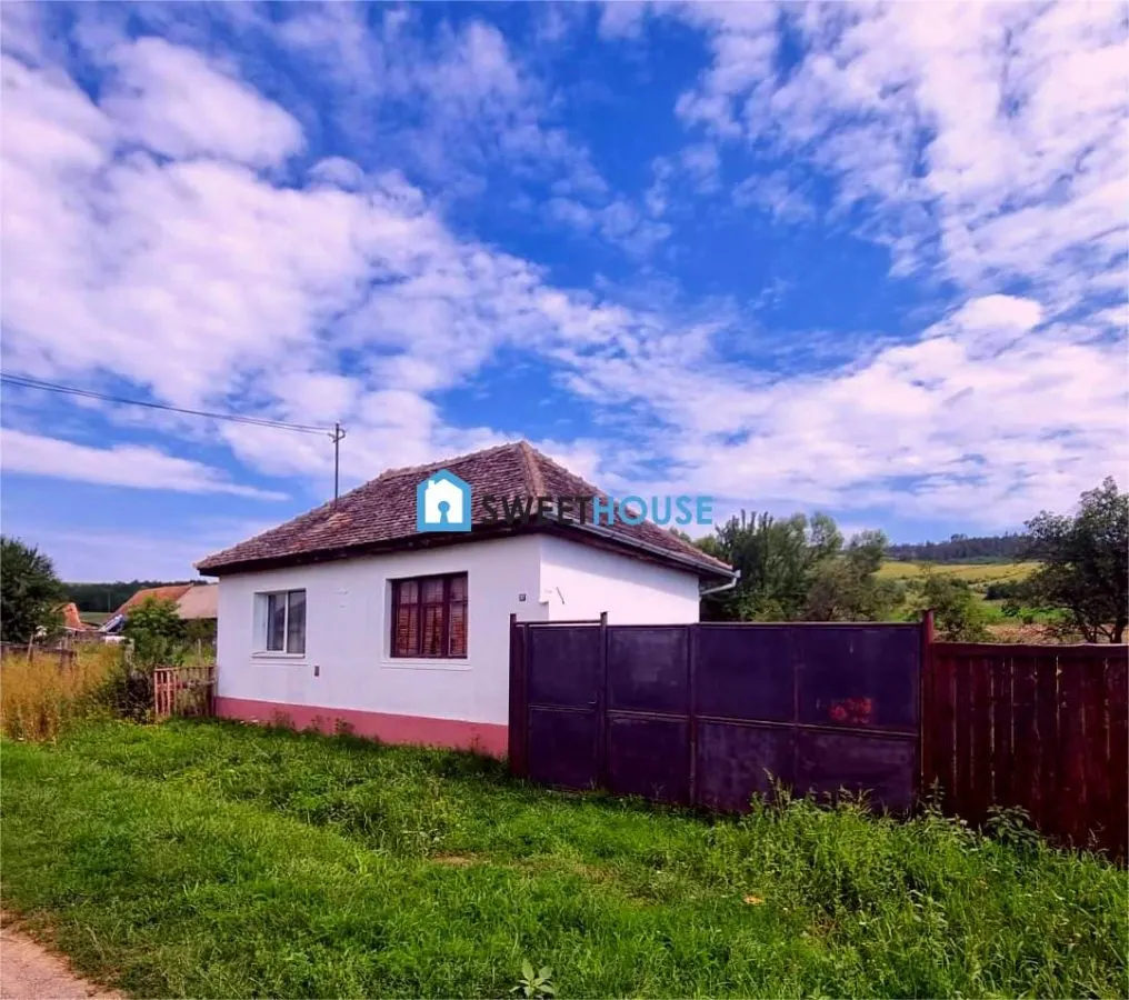 Casa de vanzare cu 3 camere in Jibert judetul Brasov - foto 2