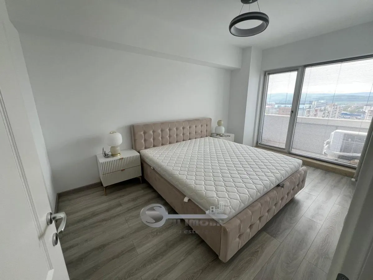 4 CAM TATARASI VENETIA, INTABULAT, MOBILAT, UTILAT, LOC DE PARCARE - foto 1