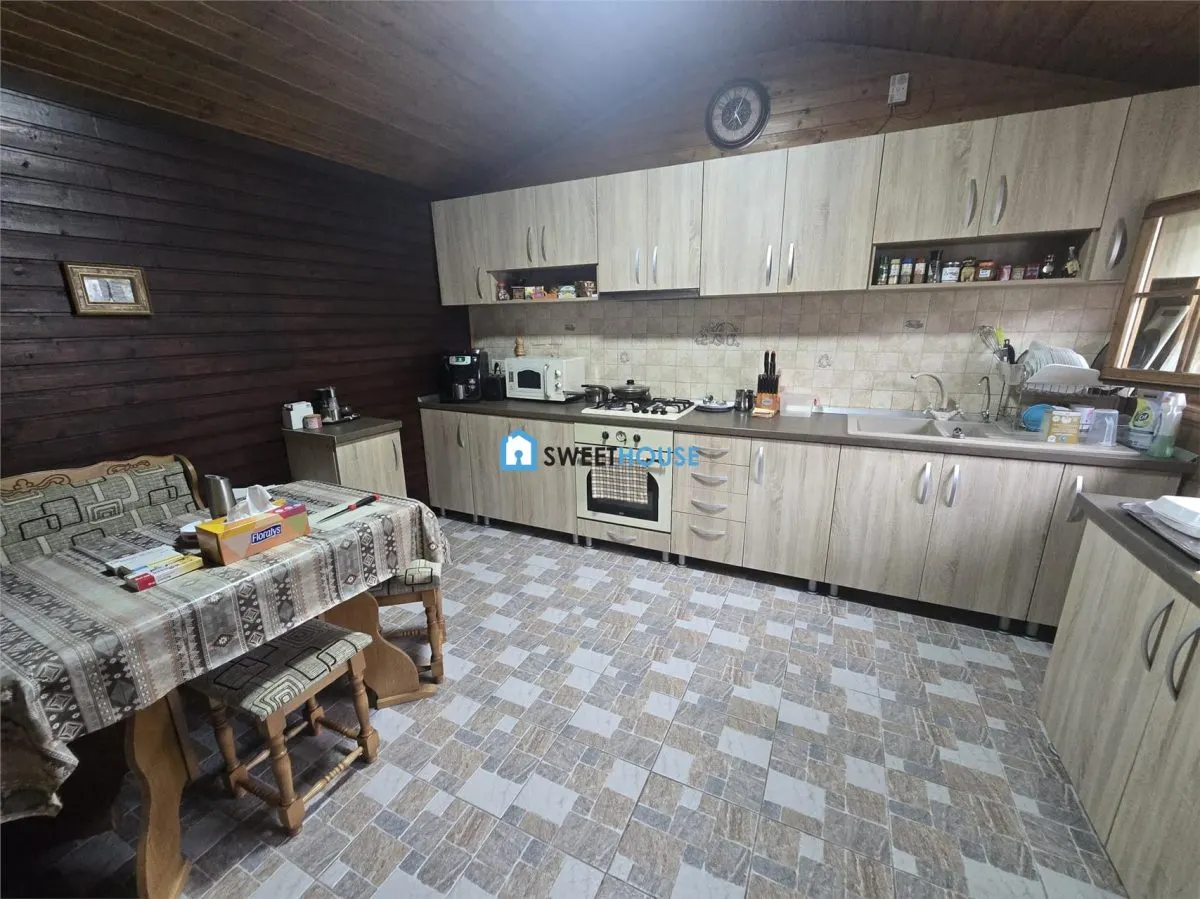 Casa De Lux  in Sinca Veche - foto 22