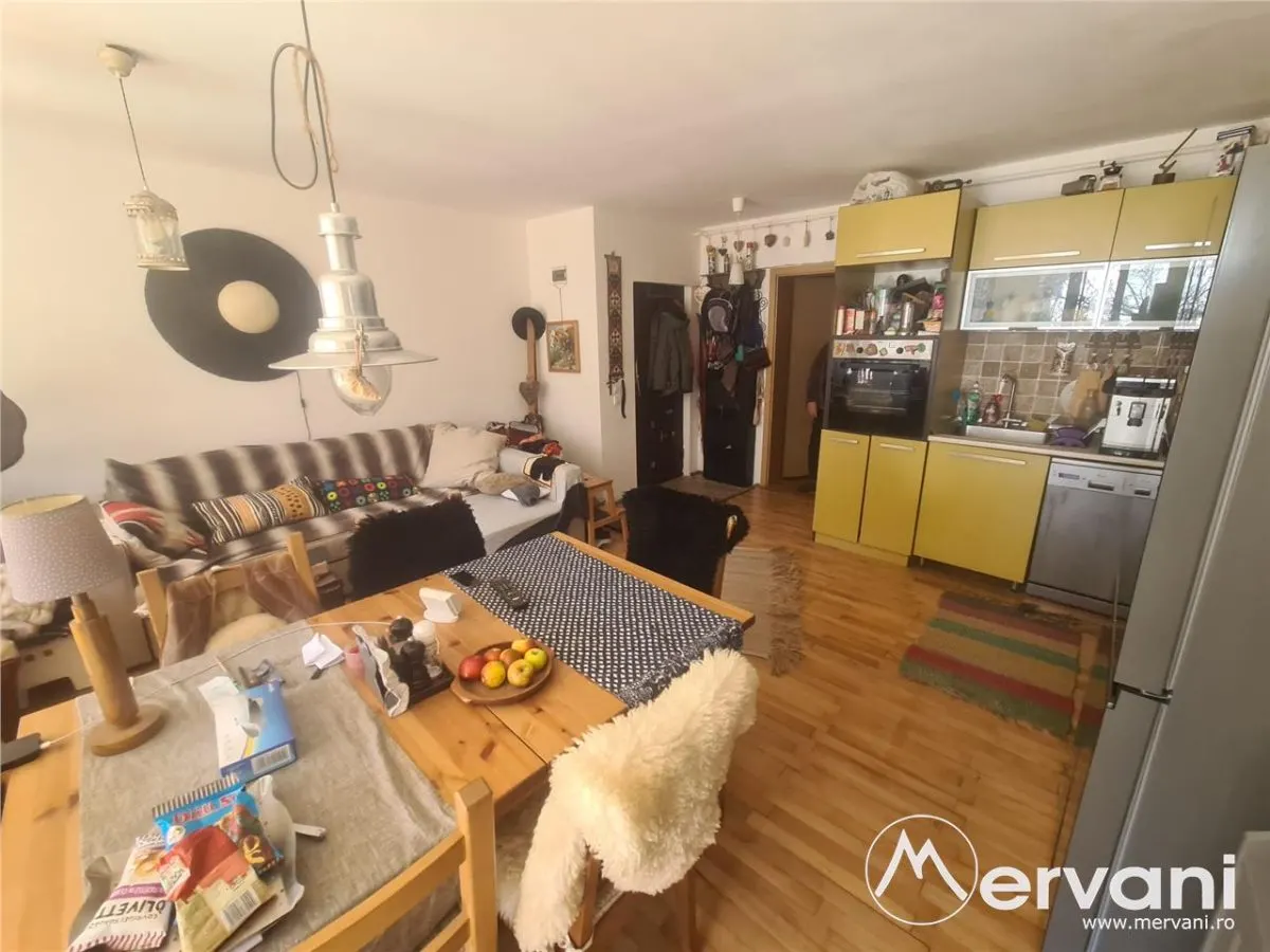 Apartament cu 2 camere de vanzare in Azuga - foto 3