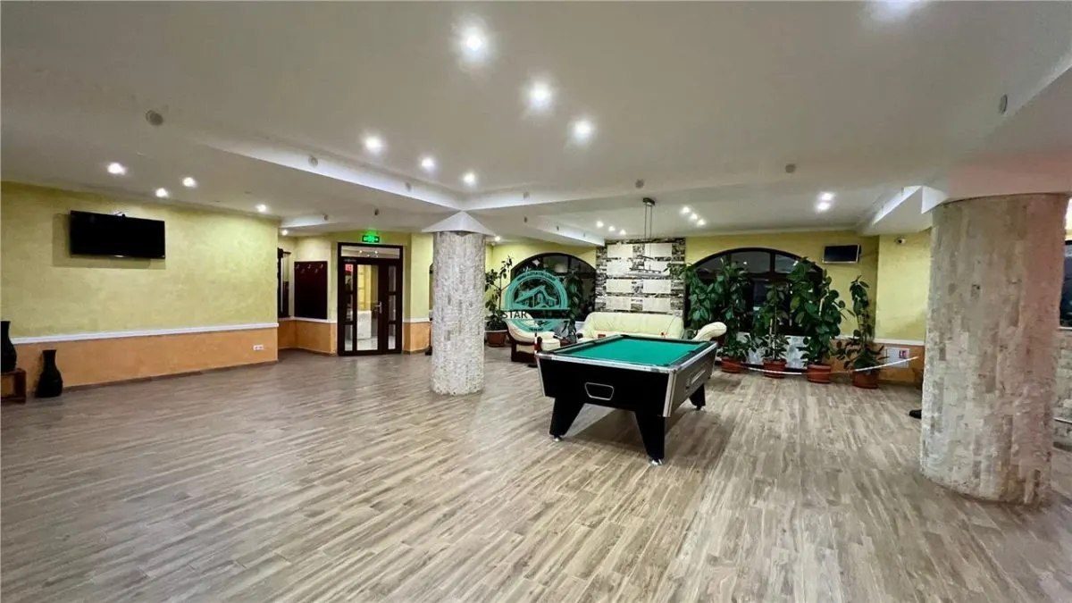 Oportunitate ! Pensiune 7 camere, 4 apartamente, 760mp utili la E60 - foto 13