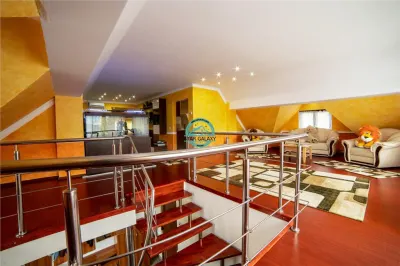 Oportunitate ! Pensiune 7 camere, 4 apartamente, 760mp utili la E60 - foto 21
