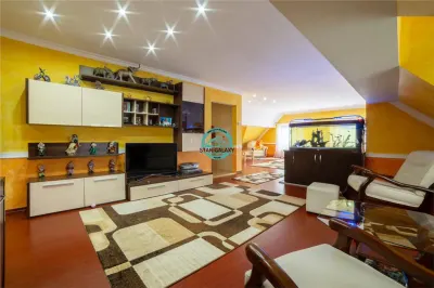 Oportunitate ! Pensiune 7 camere, 4 apartamente, 760mp utili la E60 - foto 24