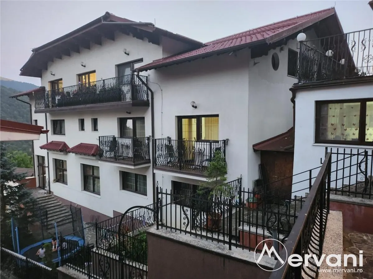 Hotel Boutique  de vanzare in Sinaia - foto 1